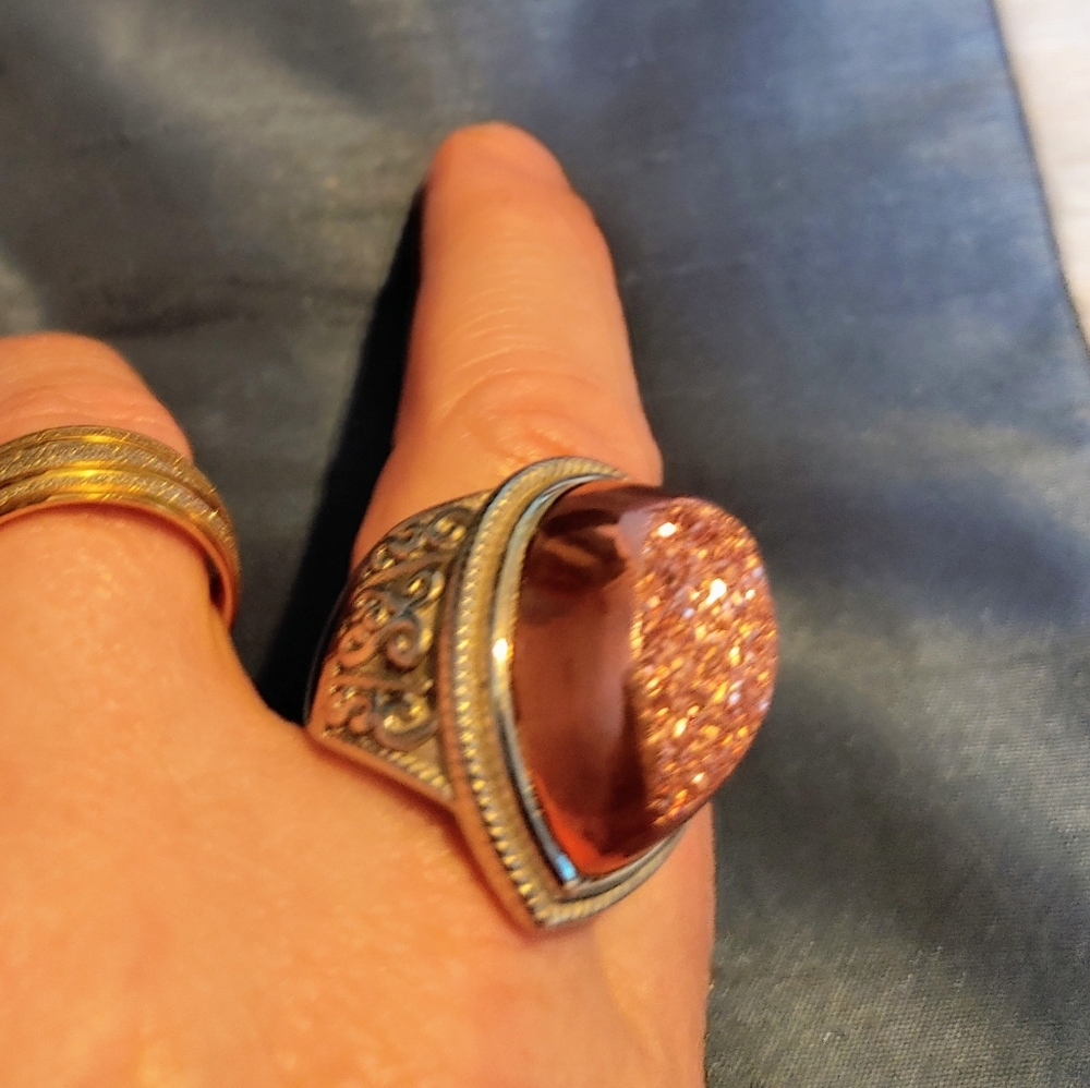 Ring - Picture 3 of 5